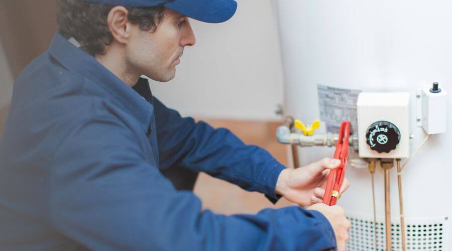 Expert burst pipe repair services in Rolla, KS